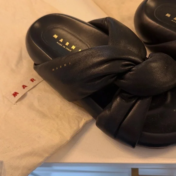 Brand new Marni black leather puffy slides sz 38 $850 - Picture 2 of 5